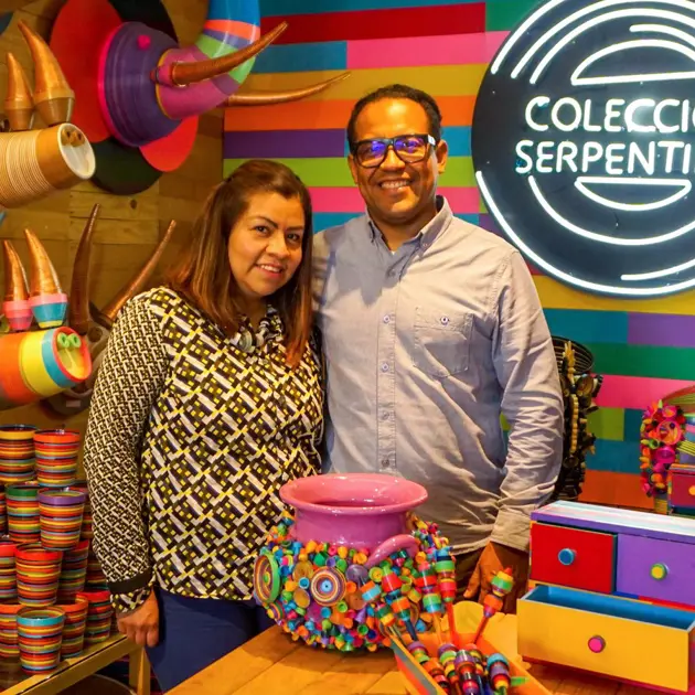 Couple-Micromentor Yolanda Y Jesus Coleccion Serpentina